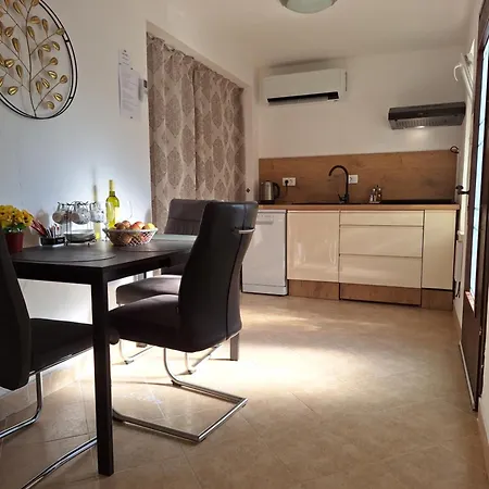 Apartment Zonnemarie 2 *