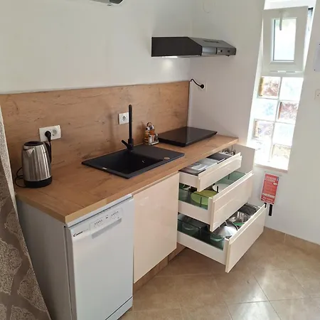 Zonnemarie 2 Mošćenička Draga